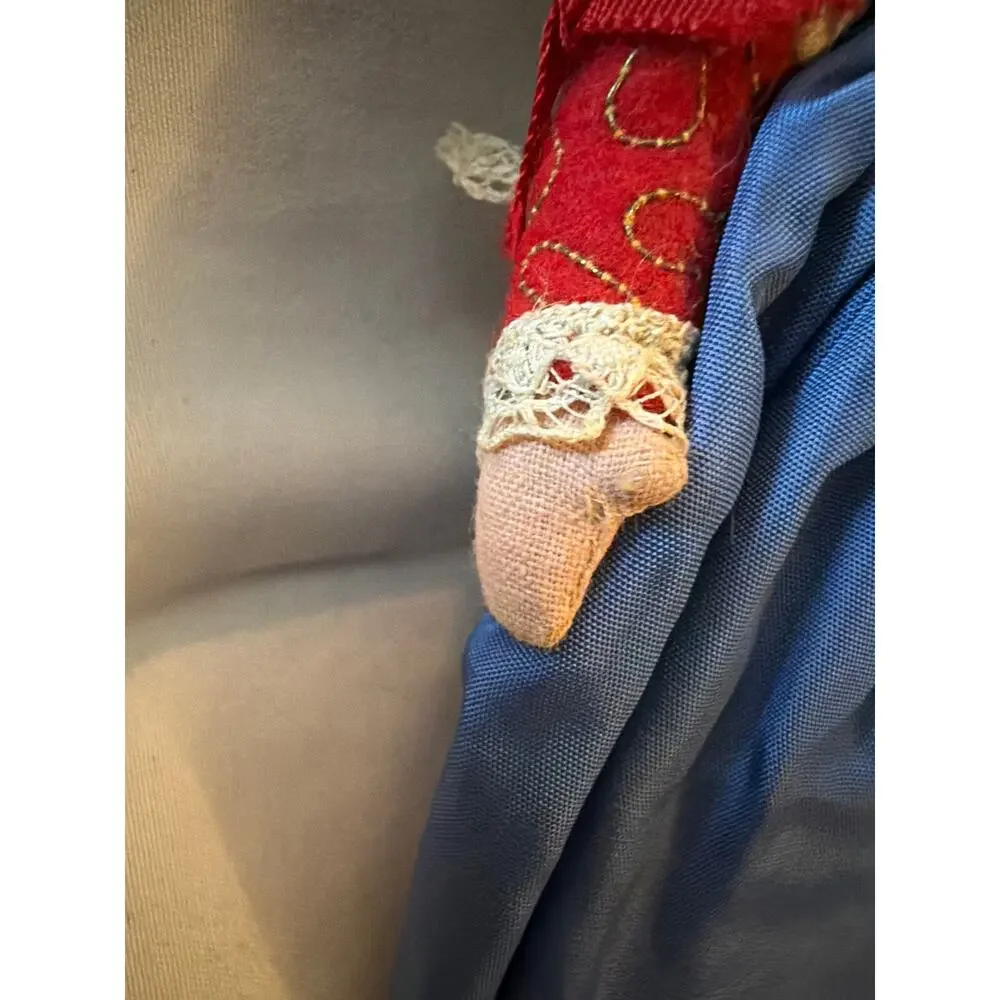 Vintage Spanish Souvenir Doll Felt Face Cloth Body Lace Mantilla Poseable 10